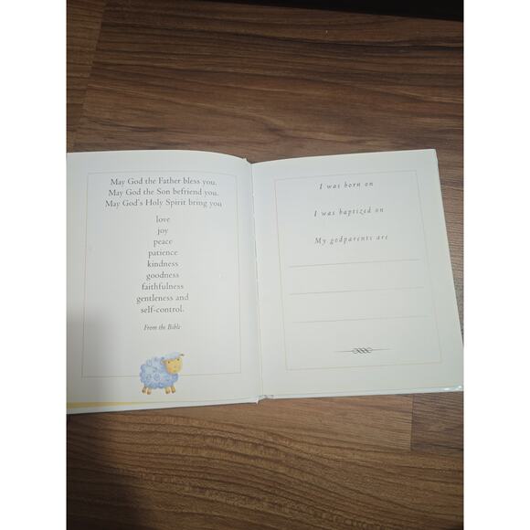 Child Baptism Book Gift Jesus Small Bible - Picture 2 of 4